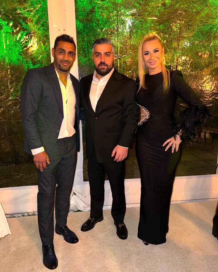 Dr. Yazan Aq. with patients and Romanian celebrities